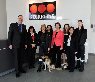 Am 23. M&auml;rz 2012 besuchte Frauenministerin Gabriele Heinisch-Hosek die Firma Securitas in Wien.