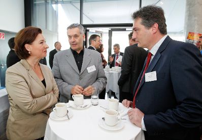 Am 26. M&auml;rz 2012 er&ouml;ffnete Bundesministerin Gabriele Heinisch-Hosek das "1. Dialogforum des Reformdialogs &Ouml;sterreich, Salzburg".