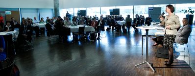 Am 26. M&auml;rz 2012 er&ouml;ffnete Bundesministerin Gabriele Heinisch-Hosek das "1. Dialogforum des Reformdialogs &Ouml;sterreich, Salzburg".