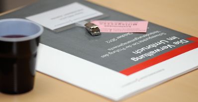 Am 22. Oktober 2012 er&ouml;ffnete Frauenministerin Gabriele Heinisch-Hosek die Jahrestagung der RevisorInnen im Freskensaal des Schloss Laudon.