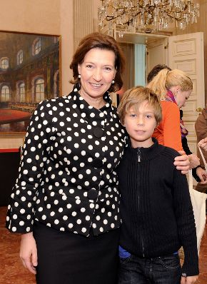 Am 26. Oktober 2012 empfing Frauenministerin Gabriele Heinisch-Hosek im Rahmen des Nationalfeiertages Besucherinnen und Besucher im Bundeskanzleramt.