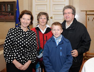 Am 26. Oktober 2012 empfing Frauenministerin Gabriele Heinisch-Hosek im Rahmen des Nationalfeiertages Besucherinnen und Besucher im Bundeskanzleramt.