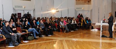 Am 5. November 2012 er&ouml;ffnete Frauenministerin Gabriele Heinisch-Hosek die Frauenenquete &quot;Frauen.K&ouml;rper.Politiken&quot; im Bundesministerium f&uuml;r Gesundheit.