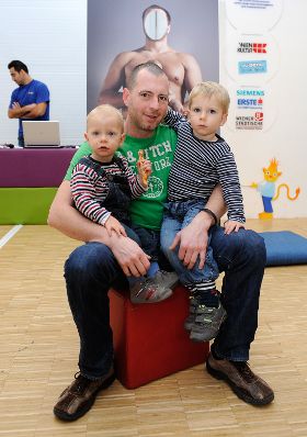 Am 12. November 2012 pr&auml;sentierte Frauenministerin Gabriele Heinisch-Hosek die V&auml;terkarenzkampagne Vol II im ZOOM Kindermuseum.