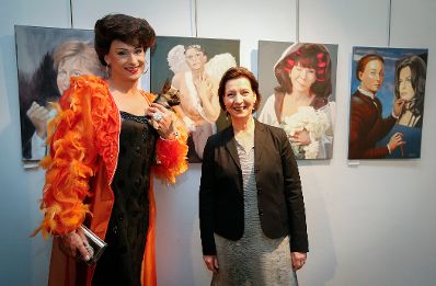 Am 16. April 2013 er&ouml;ffnete Frauenministerin Gabriele Heinisch-Hosek die Ausstellung D.A.A. (Diversity Arts Austria) im Bulgarischen Kulturinstitut.