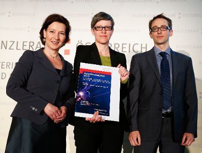 Am 7. Mai 2013 &uuml;berreichte Beamtenministerin Gabriele Heinisch-Hosek den Verwaltungspreis 2013 in der Akademie der Wissenschaften.