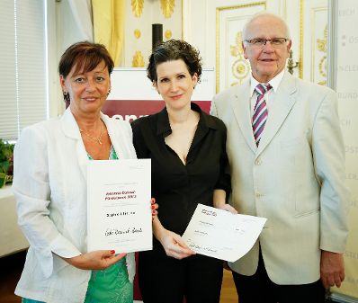 Am 19. Juni 2013 lud Frauenministerin Gabriele Heinisch-Hosek zur Verleihung des Johanna-Dohnal Preises 2013 ins Bundeskanzleramt.