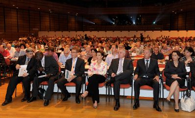 Am 19. Juni 2013 hielt Frauenministerin Gabriele Heinisch-Hosek gemeinsam mit Wirtschaftsminister Reinhold Mitterlehner und Sozialminister Rudolf Hundstorfer die moderierte Begr&uuml;&szlig;ungsrunde beim 18. &Ouml;GB-Bundeskongress.