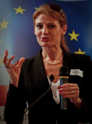 Am 24. Juni 2013 nahm Frauenministerin Gabriele Heinisch-Hosek an der Abschlussveranstaltung im Rahmen des Cross Mentoring Programms des Bundes teil.