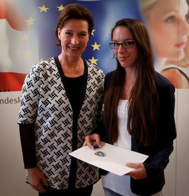 Am 24. Juni 2013 nahm Frauenministerin Gabriele Heinisch-Hosek an der Abschlussveranstaltung im Rahmen des Cross Mentoring Programms des Bundes teil.