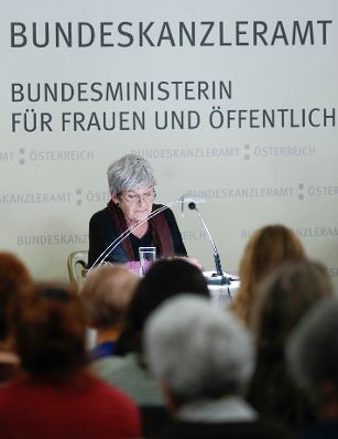Am 21. November 2013 lud Frauenministerin Gabriele Heinisch-Hosek zu einer Lesung von Elisabeth Orth (im Bild) anl&auml;sslich 75 Jahre Novemberpogrom.