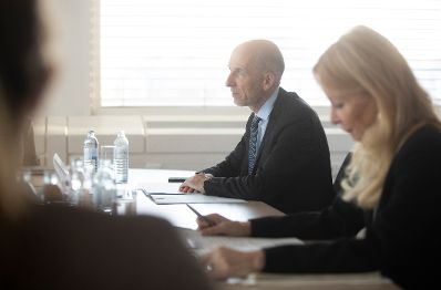 Am 1. M&auml;rz 2021 nahm Bundesminister Martin Kocher gemeinsam Antonella Mei-Pochtler an einer Videokonferenz teil.