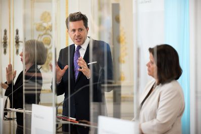 Am 6. Juni 2021 2021 fand der Sozialpartnergipfel statt. Im Bild Bundesarbeitskammer-Pr&auml;sidentin Renate Anderl (r.) und der Pr&auml;sident der Wirtschaftskammer &Ouml;sterreich Harald Mahrer (l.).