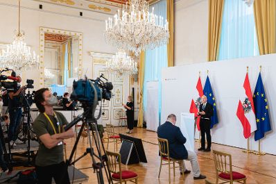 Am 22. Juni 2021 fand eine Pressekonferenz zur aktuellen Lage am Arbeitsmarkt statt. Im Bild Bundesminister Martin Kocher.