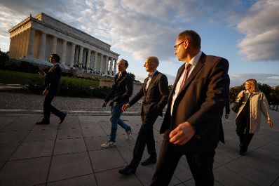 Am 17. Oktober 2021 reiste Bundesminister Martin Kocher (m.) zu einem mehrt&auml;gigen Arbeitsbesuch nach Washington.