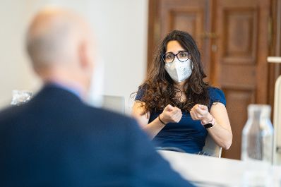 Am 15. November 2021 besuchte Bundesminister Martin Kocher (im Bild) den Complexity Science Hub Vienna.