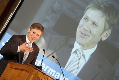 Am 21. September 2010 wurde in der Universit&auml;t Wien der Internet Summit Austria 2010 durch Staatssekret&auml;r Josef Ostermayer er&ouml;ffnet.