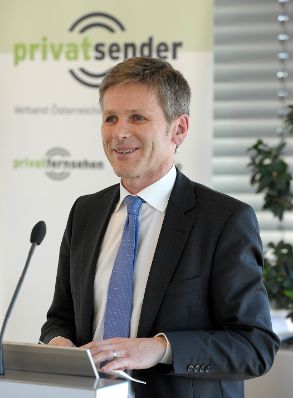 Am 10. April 2013 hielt Staatssekret&auml;r Josef Ostermayer (im Bild) bei der Fachveranstaltung &bdquo;15 Jahre Privatradio in &Ouml;sterreich&ldquo; die Begr&uuml;&szlig;ungsrede.