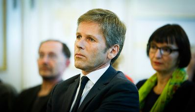 Am 18. September 2013 hielt Staatssekret&auml;r Josef Ostermayer (im Bild) eine Ansprache bei der Buchpr&auml;sentation &quot;Die Vollstreckung verlief ohne Besonderheiten&quot; Hinrichtungen in Wien, 1938 bis 1945 im Bundeskanzleramt.