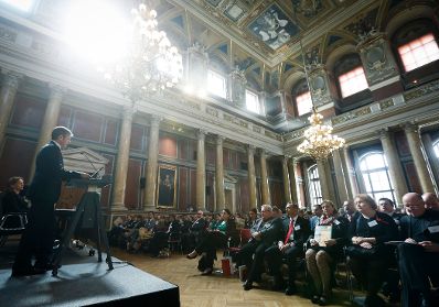 Am 26. M&auml;rz 2014 er&ouml;ffnete Kanzleramtsminister Josef Ostermayer (l.) die Bundes-PersonalleiterInnen-Tagung in der Universit&auml;t Wien.