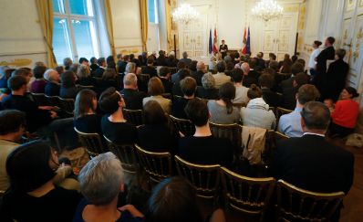 Am 7. Mai 2014 &uuml;berreichte Kunst- und Kulturminister Josef Ostermayer die Staatspreise &bdquo;Sch&ouml;nste B&uuml;cher &Ouml;sterreichs&ldquo; im Bundeskanzleramt.
