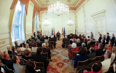 Am 23. September 2014 &uuml;berreichte Kunst- und Kulturminister Josef Ostermayer das &Ouml;sterreichische Ehrenkreuz f&uuml;r Wissenschaft und Kunst an Renate und Peter Loidolt.