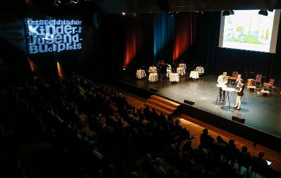 Am 18. Mai 2015 fand im Kultur- und Kongresszentrum in Eisenstadt die Verleihung des &Ouml;sterreichischen Kinder- und Jugendbuchpreises statt.