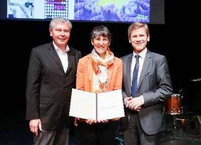 Am 18. Mai 2015 fand im Kultur- und Kongresszentrum in Eisenstadt die Verleihung des &Ouml;sterreichischen Kinder- und Jugendbuchpreises statt. Im Bild (v.r.n.l.) Kunst- und Kulturminister Josef Ostermayer, Hildegard G&auml;rtner und Landtagspr&auml;sident Gerhard Steier.