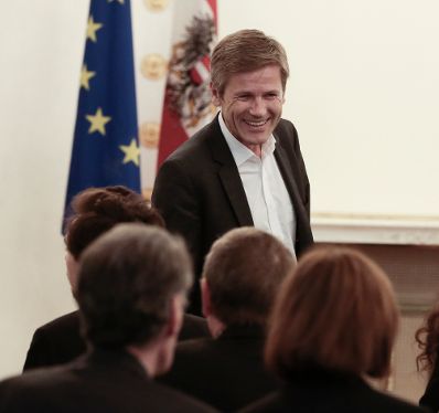 Am 2. Oktober 2015 verlieh Kunst- und Kulturminister Josef Ostermayer (im Bild) die "outstanding artist awards 2015".