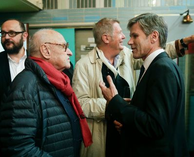 Am 8. Oktober 2015 lud Kunst- und Kulturminister Josef Ostermayer zur Verleihung des Gro&szlig;en &Ouml;sterreichischen Staatspreises 2015 an Elke Delugan-Meissl und Roman Delugan im Gartenbaukino ein.