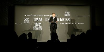 Am 8. Oktober 2015 lud Kunst- und Kulturminister Josef Ostermayer (im Bild) zur Verleihung des Gro&szlig;en &Ouml;sterreichischen Staatspreises 2015 an Elke Delugan-Meissl und Roman Delugan im Gartenbaukino ein.