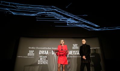Am 8. Oktober 2015 lud Kunst- und Kulturminister Josef Ostermayer zur Verleihung des Gro&szlig;en &Ouml;sterreichischen Staatspreises 2015 an Elke Delugan-Meissl (l.) und Roman Delugan (r.) im Gartenbaukino ein.