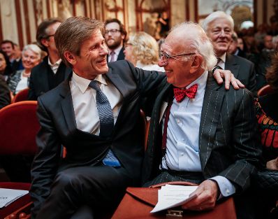 Am 21. Oktober 2015 er&ouml;ffnete Kunst- und Kulturminister Josef Ostermayer (l.) die Ausstellung &bdquo;Klimt, Kokoschka und die Frauen'' im Unteren Belvedere.