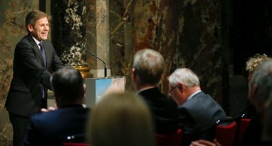 Am 7. M&auml;rz 2016 er&ouml;ffnete Kunst- und Kulturminister Josef Ostermayer (im Bild) die Ausstellung &quot;Feste feiern&quot; im Kunsthistorischen Museum.