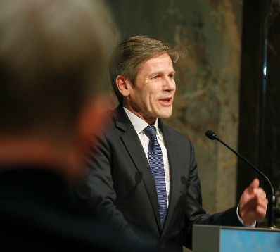 Am 7. M&auml;rz 2016 er&ouml;ffnete Kunst- und Kulturminister Josef Ostermayer (im Bild) die Ausstellung &quot;Feste feiern&quot; im Kunsthistorischen Museum.