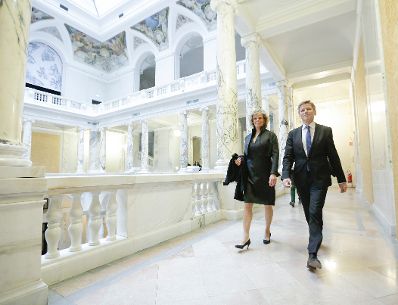 Am 8. Februar 2016 fand der symbolische Spatenstich f&uuml;r das neue Weltmuseum Wien statt. Im Bild Kunst- und Kulturminister Josef Ostermayer (r.) mit der Generaldirektorin des Kunsthistorischen Museums Sabine Haag (l.).