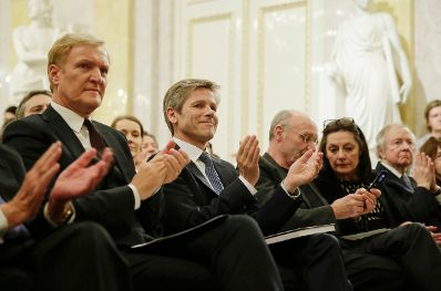 Am 17. M&auml;rz 2016 er&ouml;ffnete Kunst- und Kulturminister Josef Ostermayer die Ausstellung des K&uuml;nstlers Anselm Kiefer in der Albertina.