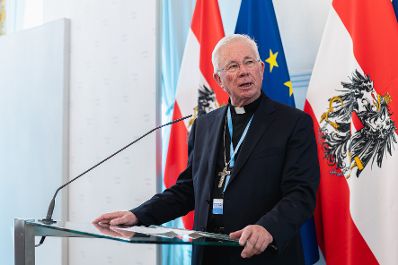 Am 15. April 2024 lud Bundesministerin Susanne Raab anl&auml;sslich des &bdquo;Empfang zur Osterzeit&ldquo; zahlreiche Vertreter der Kirchen und Religionsgesellschaften in &Ouml;sterreich, ins Bundeskanzleramt ein.