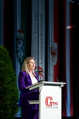 Am 19. September 2024 nahm Bundesministerin Susanne Raab (im Bild) am 70. Gemeindetag teil.