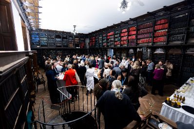Am 12. November 2024 verlieh Bundesministerin Susanne Raab im Rahmen des Festaktes des &Ouml;sterreichischen Frauenpreises zwei Staatspreise, einen Lebenswerkpreis und weitere gestiftete Preise.