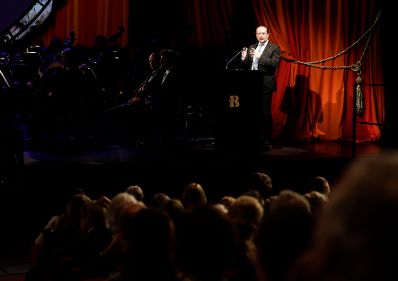 Am 17. Juli 2019 reiste Bundesminister Alexander Schallenberg (im Bild) anl&auml;sslich der Er&ouml;ffnung der Bregenzer Festspiele nach Bregenz.
