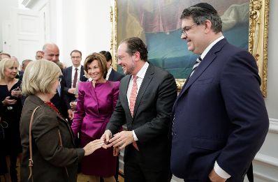 Am 19. September 2019 lud Bundeskanzlerin Brigitte Bierlein gemeinsam mit Bundesminister Alexander Schallenberg zum Empfang zu Rosch Ha Schana ins Bundeskanzleramt ein.