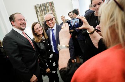 Am 19. September 2019 lud Bundeskanzlerin Brigitte Bierlein gemeinsam mit Bundesminister Alexander Schallenberg zum Empfang zu Rosch Ha Schana ins Bundeskanzleramt ein.