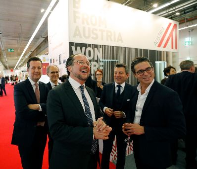 Am 16. Oktober 2019 reiste Bundesminister Alexander Schallenberg anl&auml;sslich der Er&ouml;ffnung des &ouml;sterreichischen Gemeinschaftsstands auf der 71. Frankfurter Buchmesse nach Frankfurt.