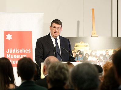 Am 8. November 2019 nahm Bundesminister Alexander Schallenberg an der Gedenkmatinee anl&auml;sslich der Novemberpogrome teil. Im Bild Oskar Deutsch.