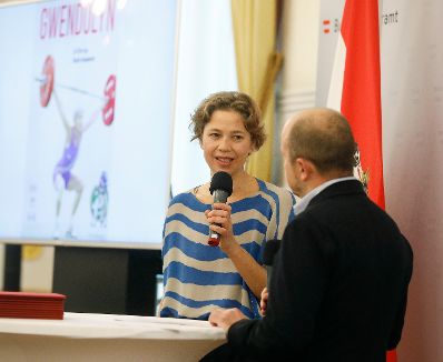 Am 6. Dezember 2019 nahm Bundesminister Alexander Schallenberg an der Verleihung der &quot;outstanding artist awards&quot; im Bundeskanzleramt teil.