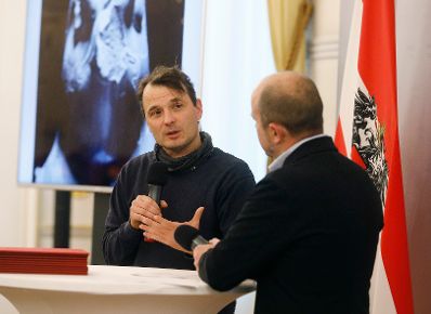 Am 6. Dezember 2019 nahm Bundesminister Alexander Schallenberg an der Verleihung der &quot;outstanding artist awards&quot; im Bundeskanzleramt teil.