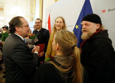 Am 6. Dezember 2019 nahm Bundesminister Alexander Schallenberg an der Verleihung der &quot;outstanding artist awards&quot; im Bundeskanzleramt teil.