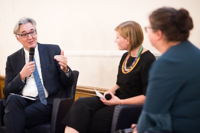 Am 14. Oktober 2019 hat Bundesministerin Ines Stilling die K&auml;the Leichter-Preise verliehen.