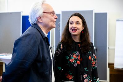 Am 22. Oktober 2019 er&ouml;ffnete Bundesministerin Ines Stilling (r.) den Expert*innen-Workshop zur Vorbereitung auf das 25-j&auml;hrige Jubil&auml;um der letzten Weltfrauenkonferenz in Peking &bdquo;Peking+25&ldquo;, in dem &uuml;ber innovative Ideen zur St&auml;rkung der Frauenrechte und Geschlechtergleichstellung diskutiert wird.